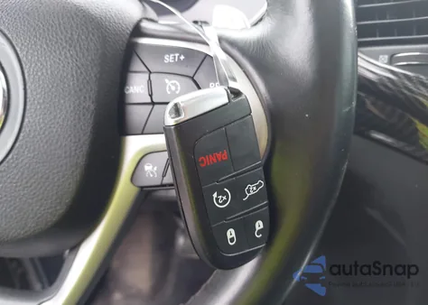 2016 Jeep Grand Cherokee High Altitude from USA, damaged, VIN 1C4RJFCT2GC418176